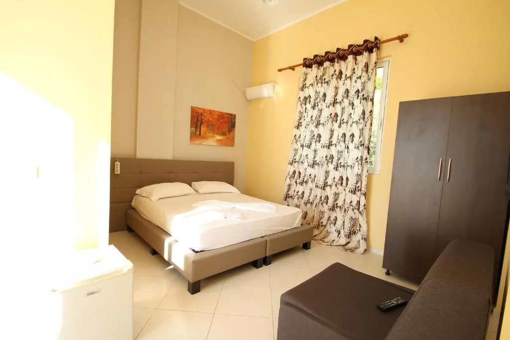 Ble Ble Junior Suite SV 1.jpg